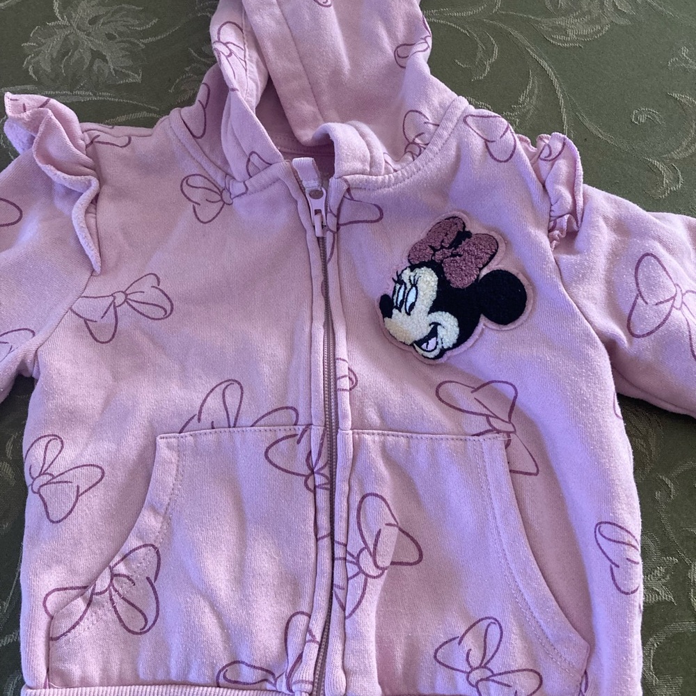Minnie sweatshirt